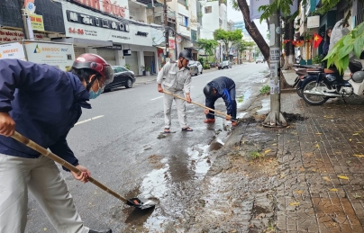 HẢI CHÂU RA QUÂN HƯỞNG ỨNG CHIẾN DỊCH LÀM SẠCH MÔI TRƯỜNG, KHƠI THÔNG CỐNG CHỦ ĐỘNG PHÒNG CHỐNG BÃO SỐ 10