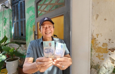 Kỳ 2: Trao quà 2/9 đến tận tay người dân, chính quyền phục vụ không phải khẩu hiệu Kỳ 2: Trao quà 2/9 đến tận tay người dân, chính quyền phục vụ không phải khẩu hiệu