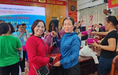 Hội Liên hiệp Phụ nữ sinh hoạt chuyên đề về sức khoẻ và bảo vệ môi trường Hội Liên hiệp Phụ nữ sinh hoạt chuyên đề về sức khoẻ và bảo vệ môi trường