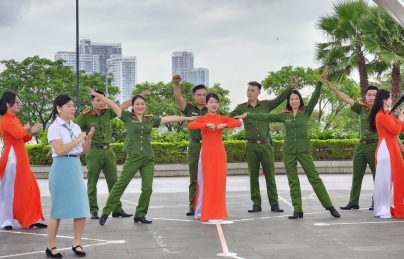 Cùng Hải Châu Dance Challenge “Không một mình - Cùng nhau an toàn trực tuyến” Cùng Hải Châu Dance Challenge “Không một mình - Cùng nhau an toàn trực tuyến”