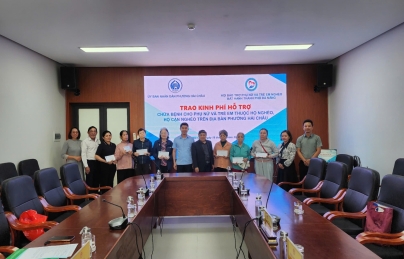 Trao hỗ trợ chữa bệnh hiểm nghèo cho 7 trường hợp phường Hải Châu Trao hỗ trợ chữa bệnh hiểm nghèo cho 7 trường hợp phường Hải Châu