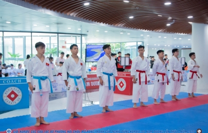 Bản tin Video: 328 vận động viên tranh tài tại Giải Karate các CLB mở rộng tranh Cúp Nghĩa Dũng Karate-Do Nam Dương lần thứ I năm 2026 Bản tin Video: 328 vận động viên tranh tài tại Giải Karate các CLB mở rộng tranh Cúp Nghĩa Dũng Karate-Do Nam Dương lần thứ I năm 2026