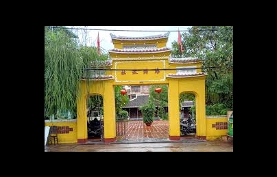 Giữa phố thị, Đình làng Hải Châu vẫn đẹp theo cách rất riêng – cổ kính và bình yên.