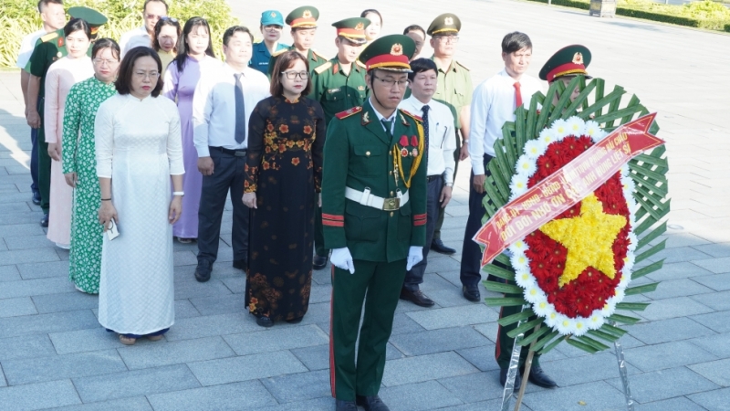 Phường Hải Châu tổ chức Lễ viếng, tưởng niệm và dâng hương nhân kỷ niệm 79 năm Ngày Thương binh - Liệt sĩ Phường Hải Châu tổ chức Lễ viếng, tưởng niệm và dâng hương nhân kỷ niệm 79 năm Ngày Thương binh - Liệt sĩ