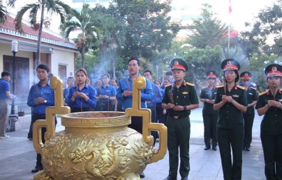 ĐOÀN PHƯỜNG HẢI CHÂU PHỐI HỢP TỔ CHỨC THẮP NẾN TRI ÂN – ĐỜI ĐỜI NHỚ ƠN CÁC ANH HÙNG, NGHĨA SĨ