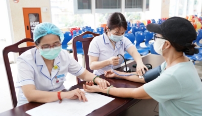 HẢI CHÂU TRIỂN KHAI KHÁM SỨC KHỎE ĐỊNH KỲ, SÀNG LỌC MIỄN PHÍ CHO NGƯỜI DÂN 