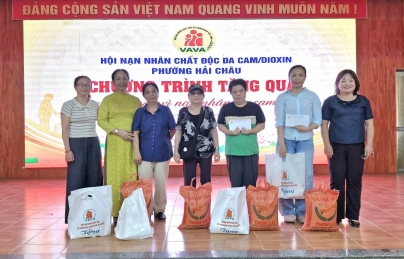 PHƯỜNG HẢI CHÂU TRAO HƠN 45 TRIỆU ĐỒNG HỖ TRỢ NẠN NHÂN CHẤT ĐỘC DA CAM/DIOXIN PHƯỜNG HẢI CHÂU TRAO HƠN 45 TRIỆU ĐỒNG HỖ TRỢ NẠN NHÂN CHẤT ĐỘC DA CAM/DIOXIN