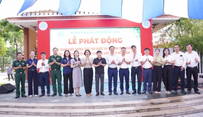 Hải Châu ra quân khơi thông dòng chảy, vệ sinh môi trường hưởng ứng Chiến dịch “Làm cho Thế giới sạch hơn”