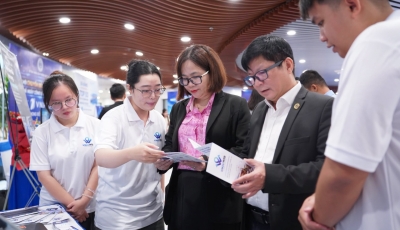 SÔI NỔI CÁC GIAN HÀNG TẠI NGÀY HỘI CHUYỂN ĐỔI SỐ NĂM 2026 – PHƯỜNG HẢI CHÂU