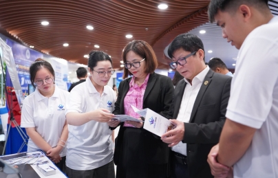 SÔI NỔI CÁC GIAN HÀNG TẠI NGÀY HỘI CHUYỂN ĐỔI SỐ NĂM 2026 – PHƯỜNG HẢI CHÂU