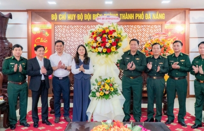 Lãnh đạo quận Hải Châu thăm, chúc mừng các đơn vị nhân Ngày Truyền thống Bộ đội Biên phòng và Ngày Biên phòng toàn dân
