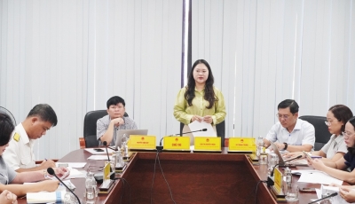 Thường trực Đảng uỷ phường làm việc với Phòng Kinh tế, Hạ tầng và Đô thị