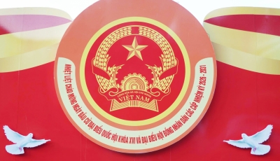 Phố phường Hải Châu rực rỡ cờ hoa chào mừng Ngày hội non sông