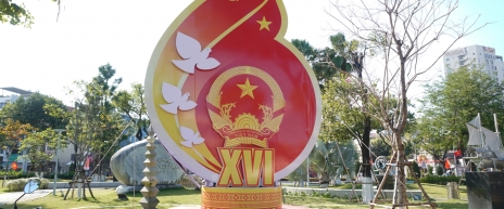 Phố phường Hải Châu rực rỡ cờ hoa chào mừng Ngày hội non sông