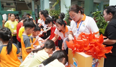 Sôi nổi Ngày hội tháng 4 tại Trường Tiểu học Phan Thanh Sôi nổi Ngày hội tháng 4 tại Trường Tiểu học Phan Thanh