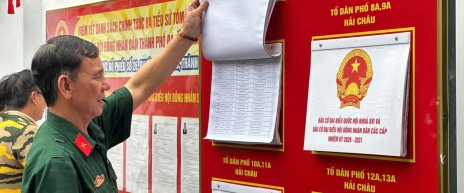 Cử tri phường Hải Châu phấn khởi tham gia bầu cử Cử tri phường Hải Châu phấn khởi tham gia bầu cử