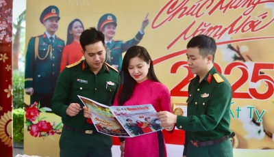 Khai mạc Hội Báo xuân Ất Tỵ 2025 tại Công viên APEC Khai mạc Hội Báo xuân Ất Tỵ 2025 tại Công viên APEC