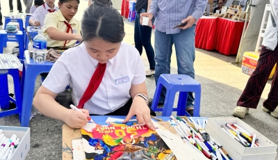 Phường Hải Châu – Sôi nổi các hoạt động tại “Ngày hội tháng 4 – Non sông liền dải” Phường Hải Châu – Sôi nổi các hoạt động tại “Ngày hội tháng 4 – Non sông liền dải”