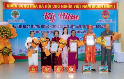 Hòa Cường Bắc – Chúc thọ, mừng thọ 433 cụ nhân ngày Người cao tuổi Việt Nam Hòa Cường Bắc – Chúc thọ, mừng thọ 433 cụ nhân ngày Người cao tuổi Việt Nam