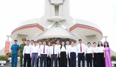 Phường Hải Châu tổ chức lễ viếng, tưởng niệm nhân kỷ niệm 78 năm ngày thương binh liệt sĩ (27/7/1947 - 27/7/2025) Phường Hải Châu tổ chức lễ viếng, tưởng niệm nhân kỷ niệm 78 năm ngày thương binh liệt sĩ (27/7/1947 - 27/7/2025)