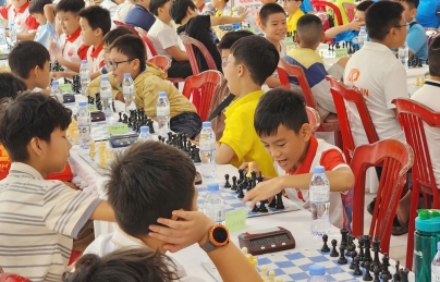 700 kỳ thủ cờ vua nhí Đà Nẵng tranh Cúp tài năng trẻ tại Công viên APEC 700 kỳ thủ cờ vua nhí Đà Nẵng tranh Cúp tài năng trẻ tại Công viên APEC