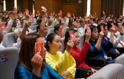 Nhiệm vụ và giải pháp chủ yếu thực hiện Nghị quyết Đại hội nhiệm kỳ 2025-2030 Nhiệm vụ và giải pháp chủ yếu thực hiện Nghị quyết Đại hội nhiệm kỳ 2025-2030