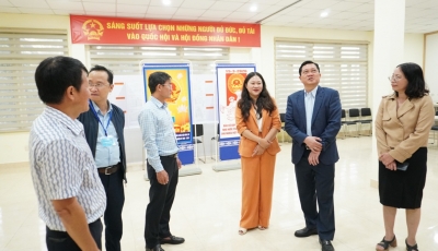 Đoàn công tác thành phố kiểm tra các điểm bầu cử tại phường Hải Châu Đoàn công tác thành phố kiểm tra các điểm bầu cử tại phường Hải Châu