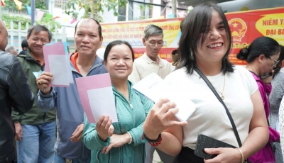 Cử tri phường Hải Châu nô nức tham gia Ngày hội toàn dân Cử tri phường Hải Châu nô nức tham gia Ngày hội toàn dân