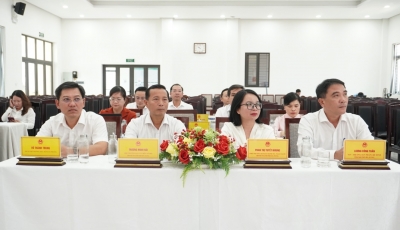 Kỳ họp thứ hai HĐND lâm thời phường Hải Châu Kỳ họp thứ hai HĐND lâm thời phường Hải Châu