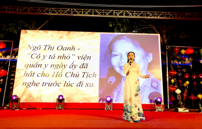 Lam tỏa việc học tập và làm theo bác Lam tỏa việc học tập và làm theo bác